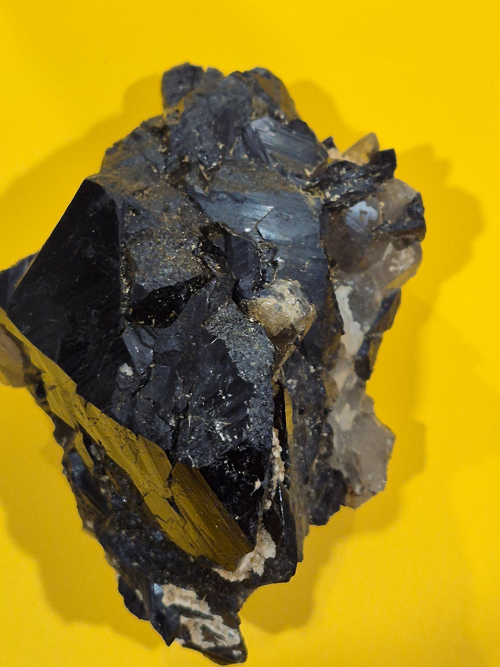 Thumbnail: Cassiterite and Quartz