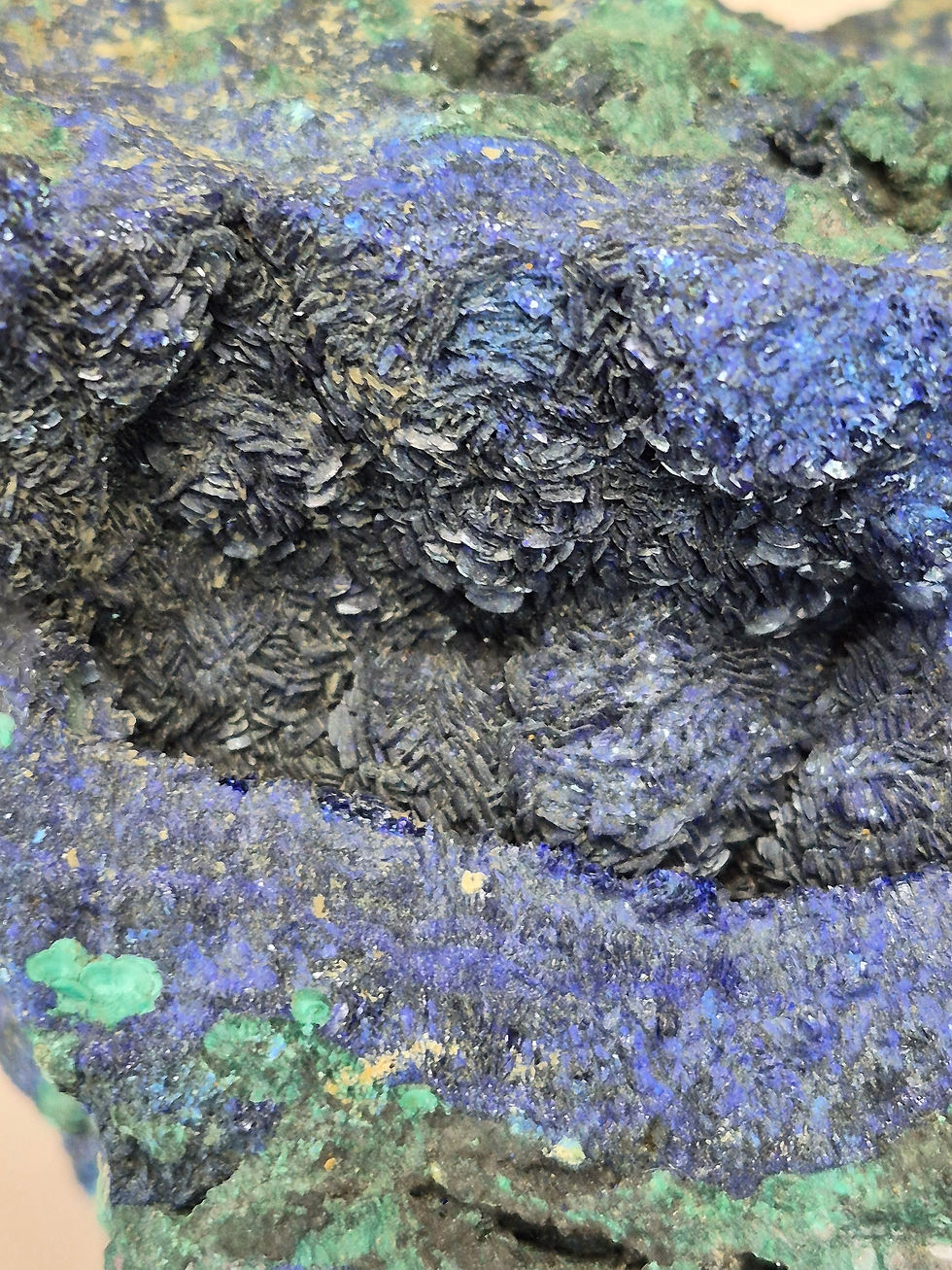 Thumbnail: Azurite on Malachite