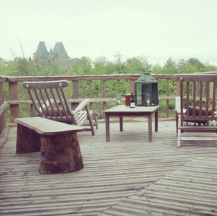 Cabane dans les bois pour nuit romantique Normandie