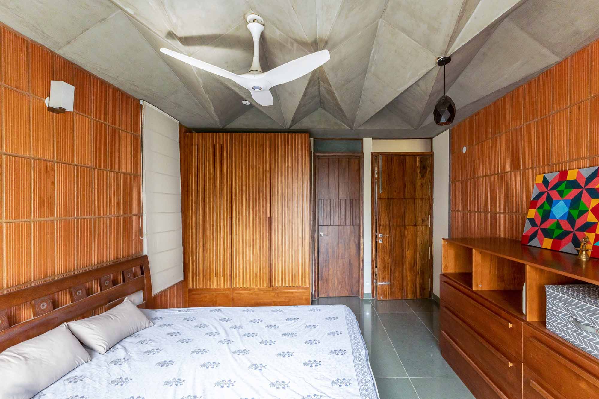 MJ Residence 7