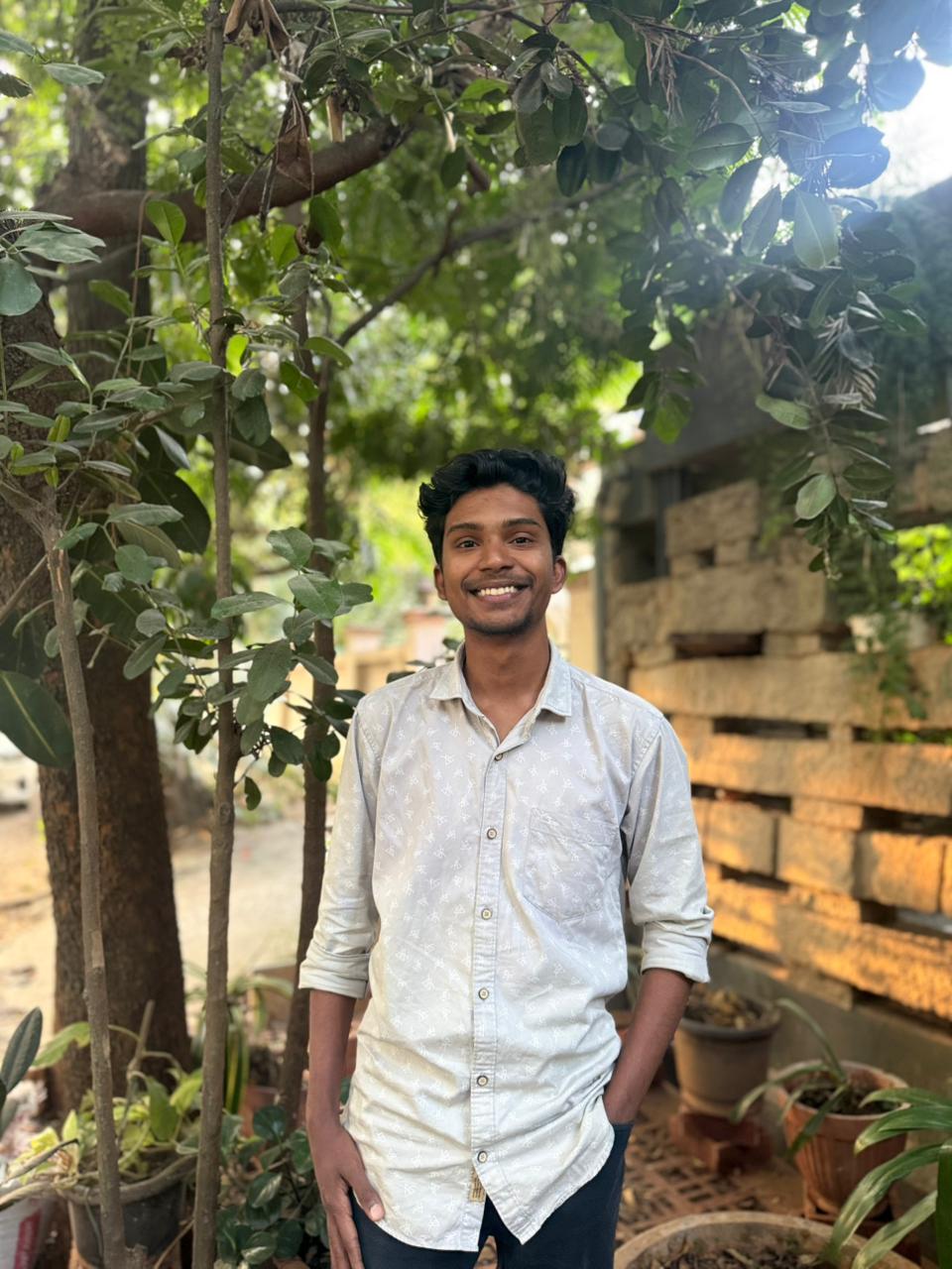 Dinesh Sakthivel