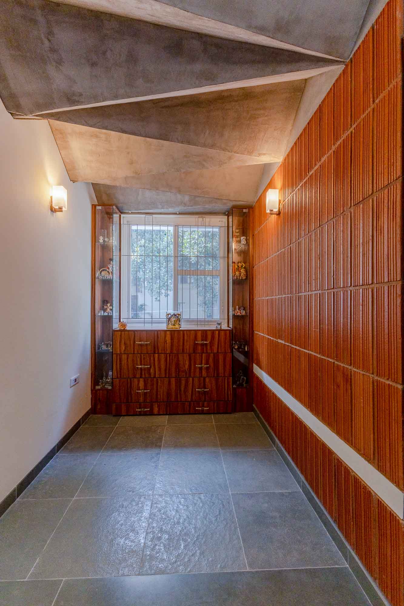 MJ Residence 4