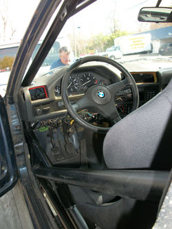 BS_BMW_E30_Roll_Cage08