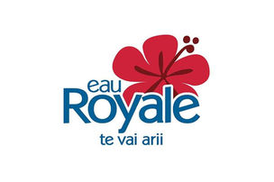 Eau Royale - Te Vai Arii
Eau Royale est une eau de source naturellement pure qui trouve son origine au cœur du mont Aorai entre 1400m et 2000m d’altitude dans un site protégé, vierge de toute activité humaine. Sa composition faiblement minéralisée lui permet d’être parfaitement adaptée à la préparation des biberons et des aliments de votre bébé. Saine et équilibrée, elle présente aussi les qualités idéales pour être consommée en toute occasion, quel que soit votre âge.