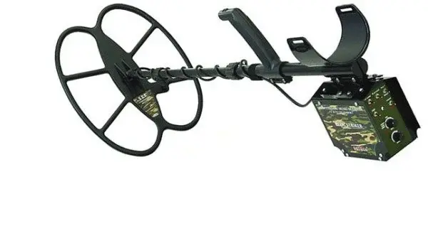 detech-relic-striker-metal-dedektörü-ikonion-dedektör