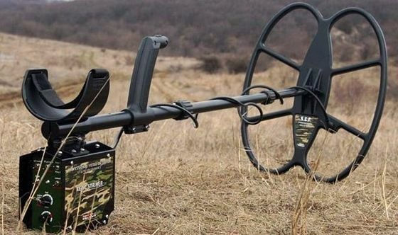 detech-relic-striker-metal-dedektörü-ikonion-dedektör