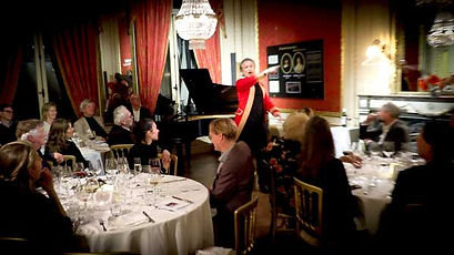Evenementenbureaus kunnen profiteren van Maître Amadeus' expertise om een unieke en luxe muzikale ervaring aan hun klanten te bieden
