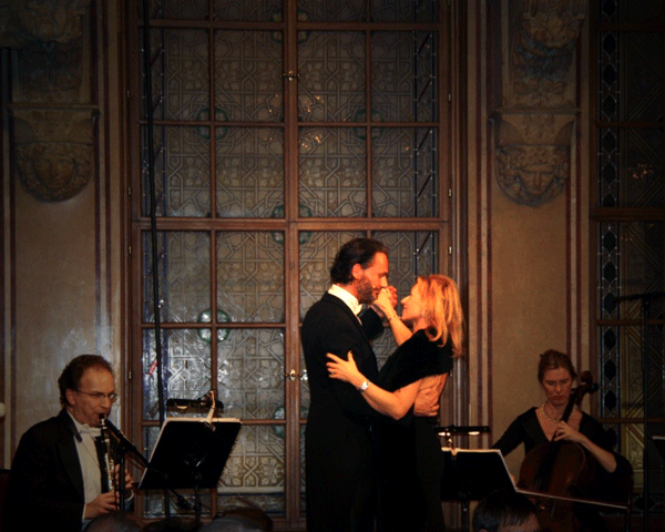 Vienna-Mozart-concert-2.gif