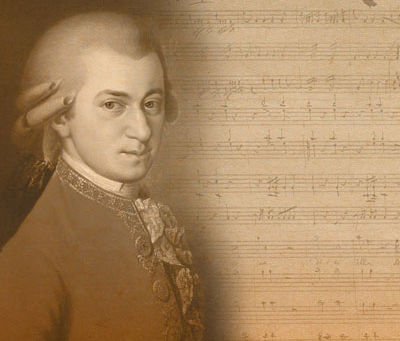 Portret van Mozart in zijn klassieke tenue, symbolisch voor de magische muziekervaring van het Mozart Muziekdiner
