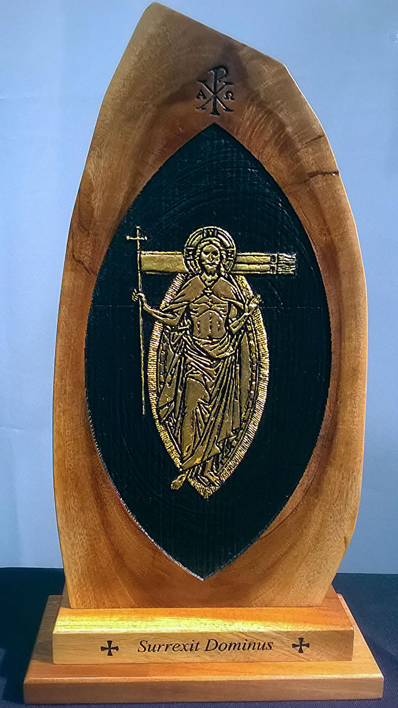 The Risen Christ Plaque On Stand