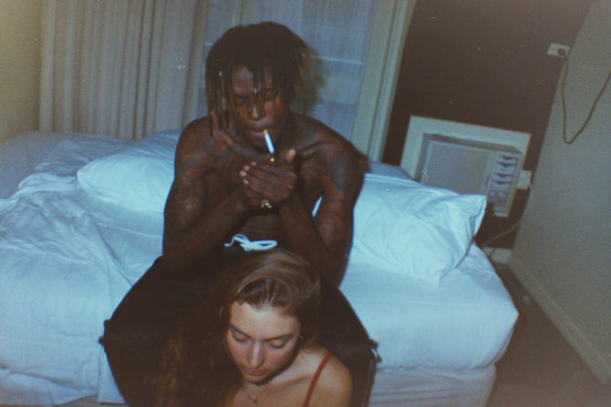 ALYSSMN X PHOTO / ROOM BY THE HOUR