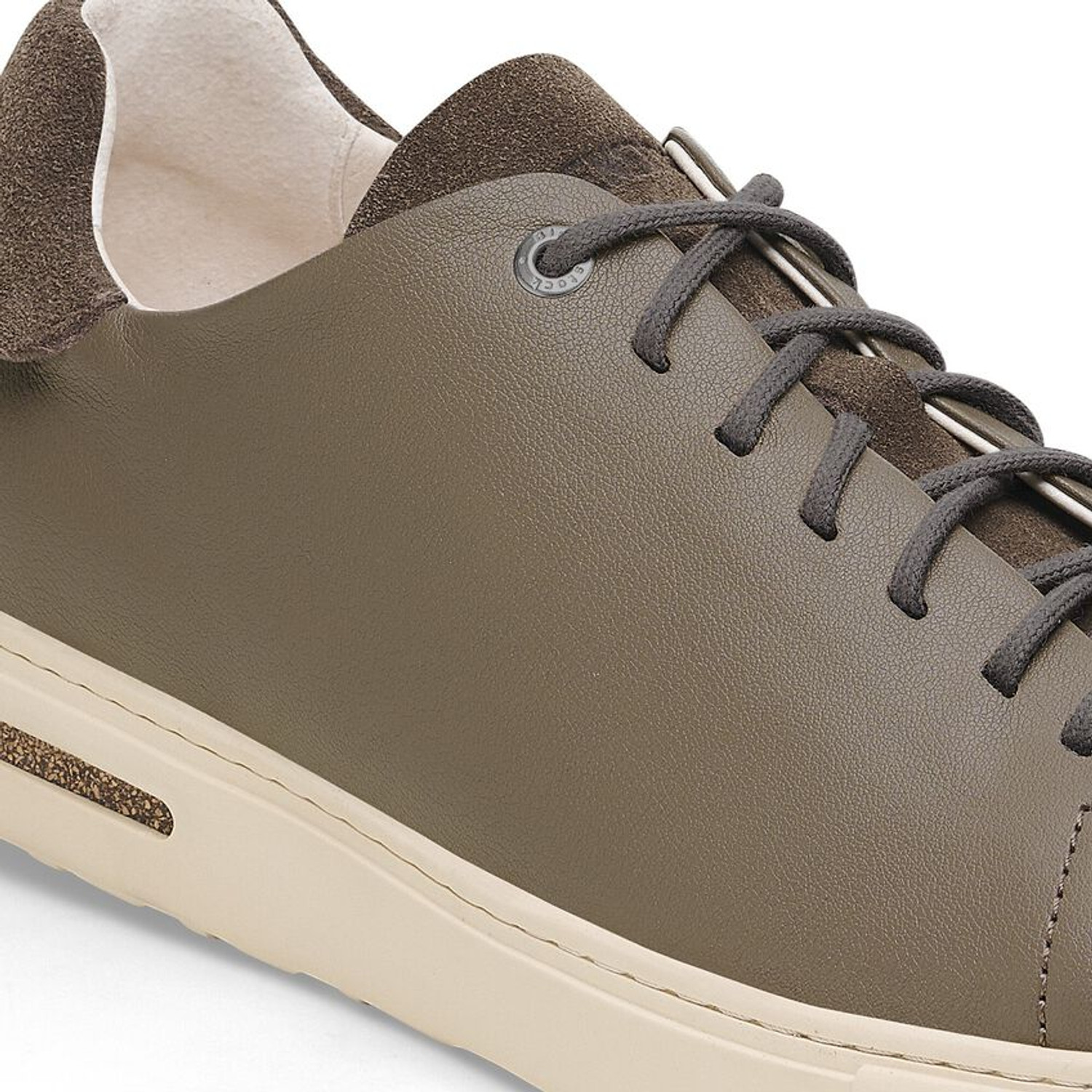 Bend Low Decon Mix Leather