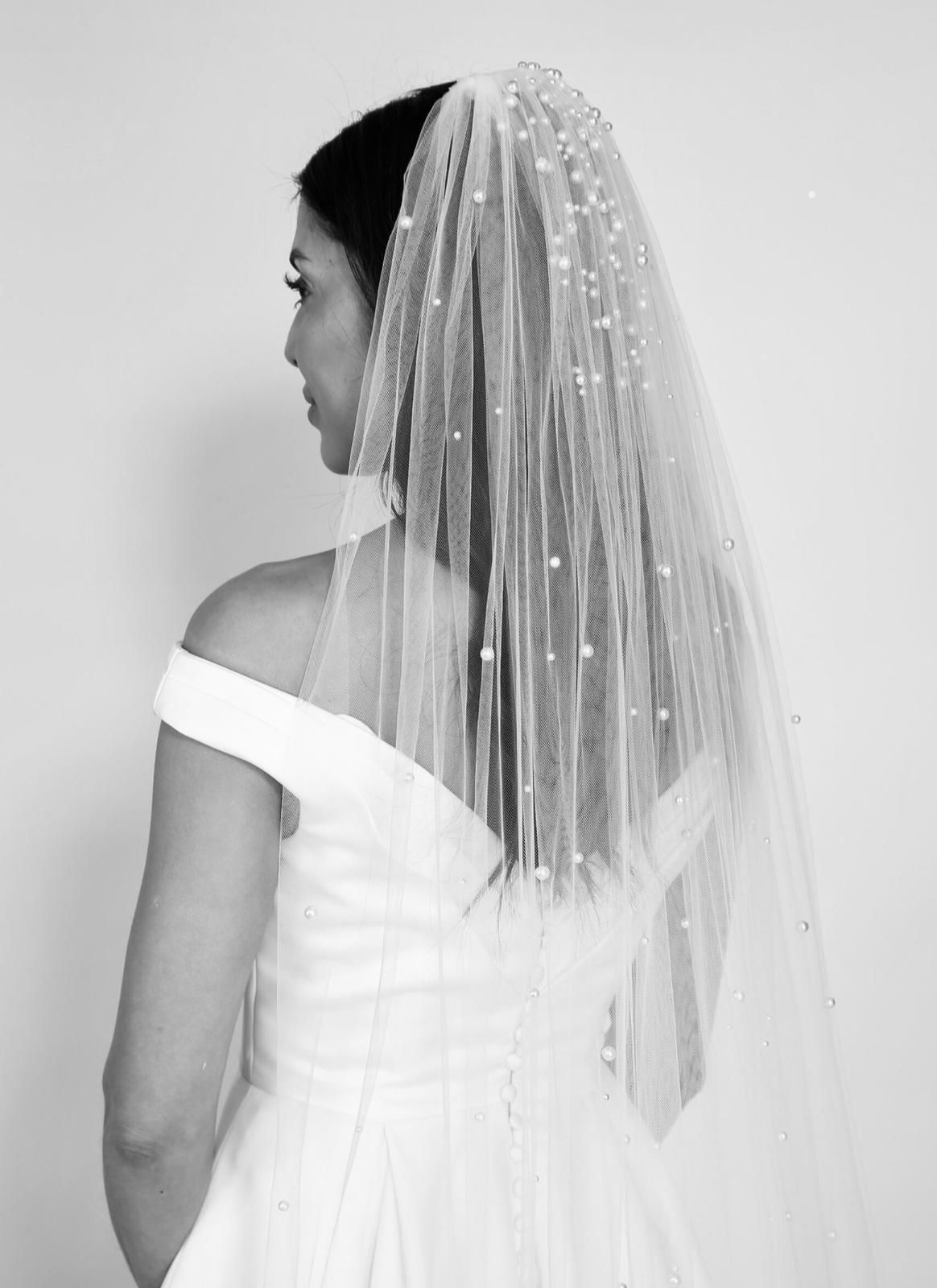 Pearl Comb Veil