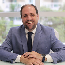 Dr Jorge Durigan.