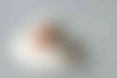 studio photo nouveau-né à Aiguillon ambiance chaleureuse shooting sur la lune