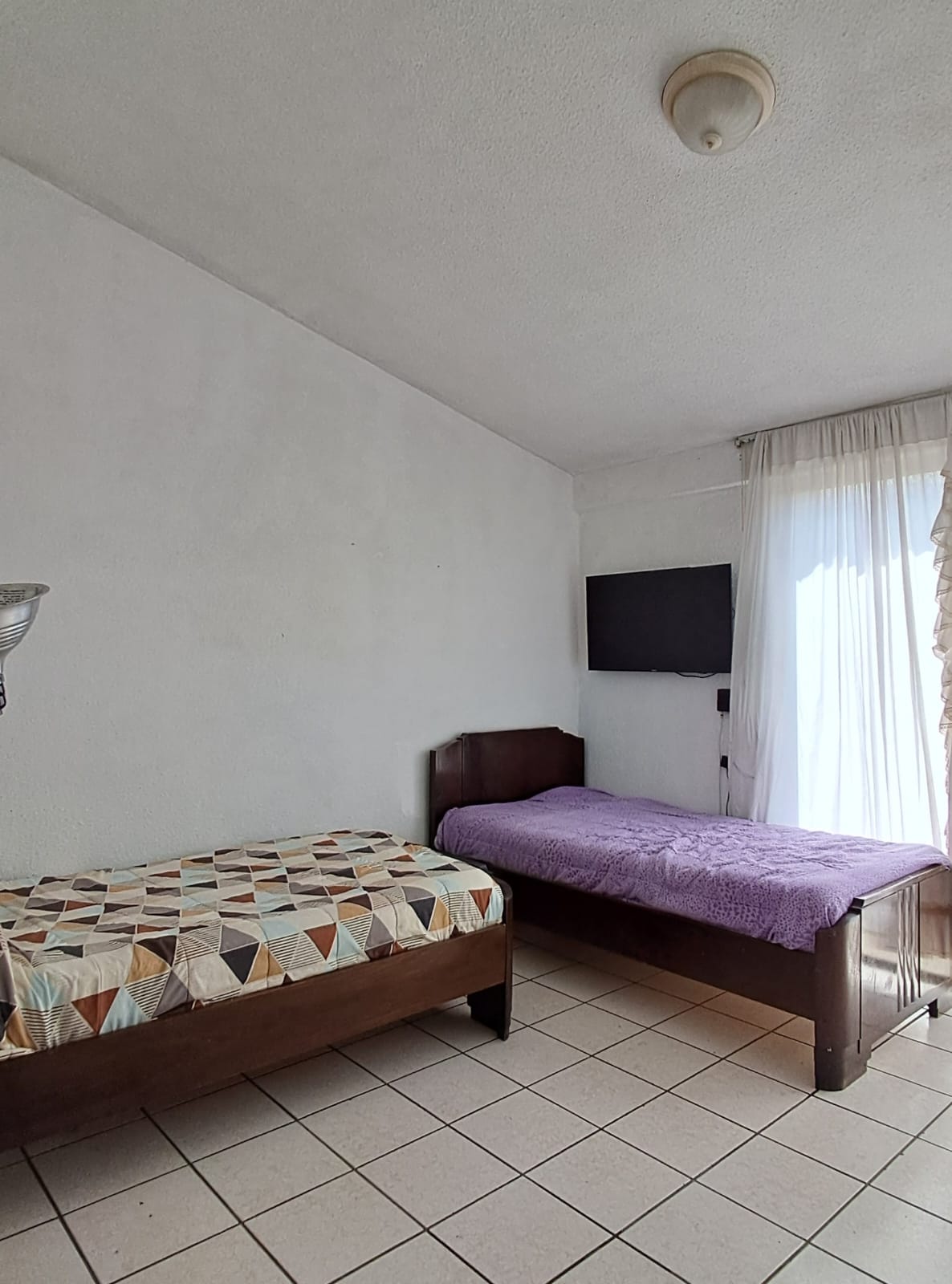 Villa los Pinabetes, Carretera San Jose Pinula