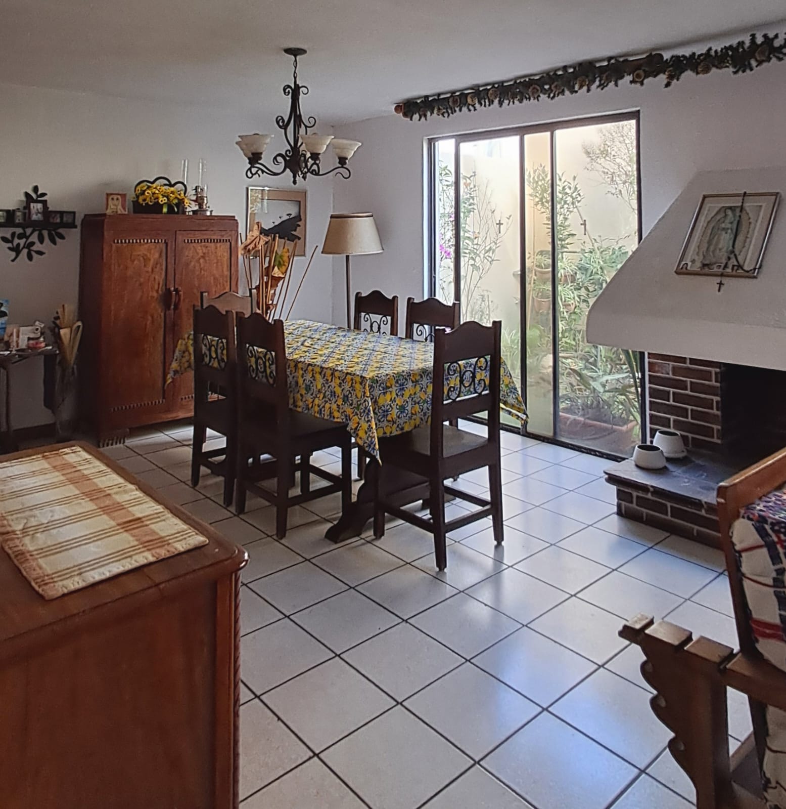 Villa los Pinabetes, Carretera San Jose Pinula