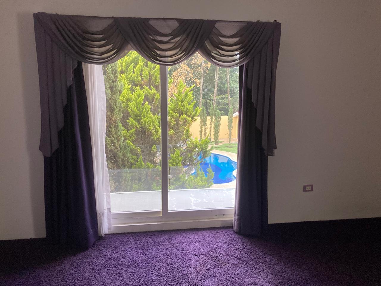 🏡 Residencia Exclusiva en Venta en Carretera a Fraijanes