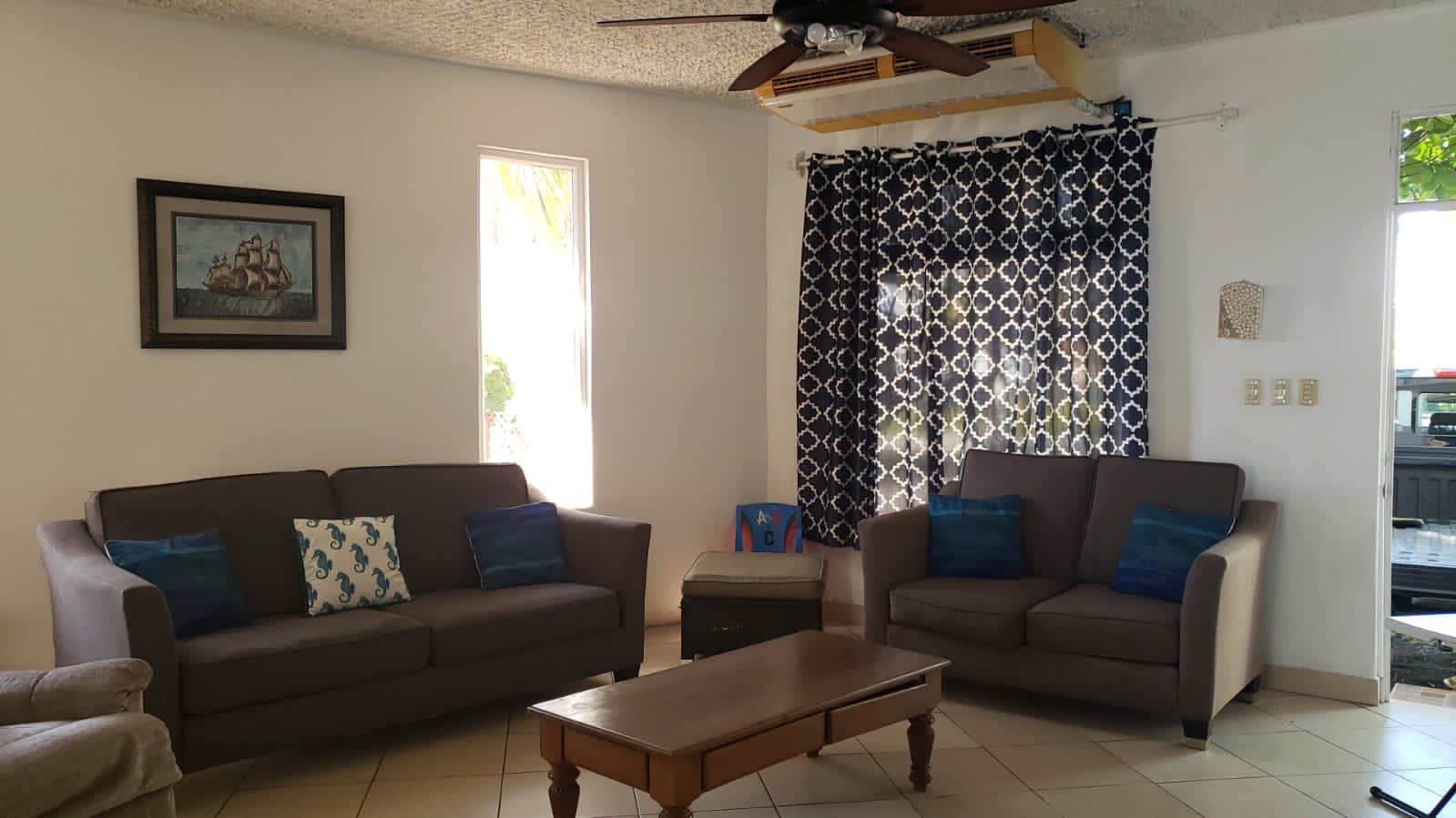 Casa en el Puerto, Carretera a Chulamar,  Condominio Alta Mar, Puerto de San José, Escuintla.