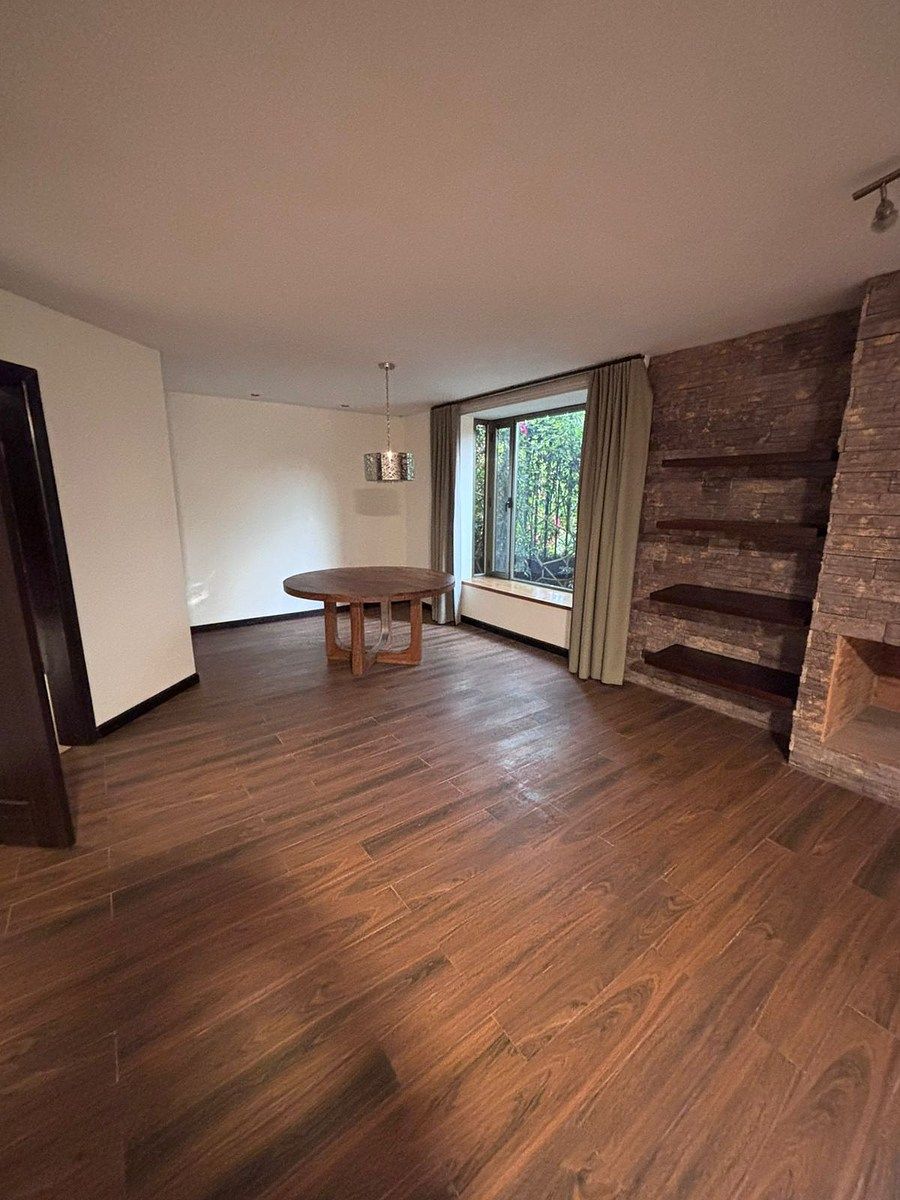 Zona 10 | El Prado | Casa en Venta