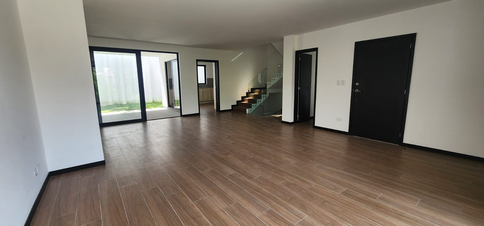 Residencia Exclusiva en Elgin de Zona 13