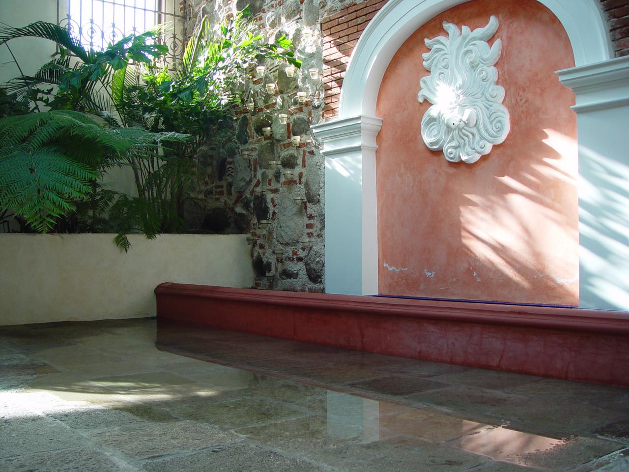 Hacienda Nueva Country Club, Carretera a San José Pinula