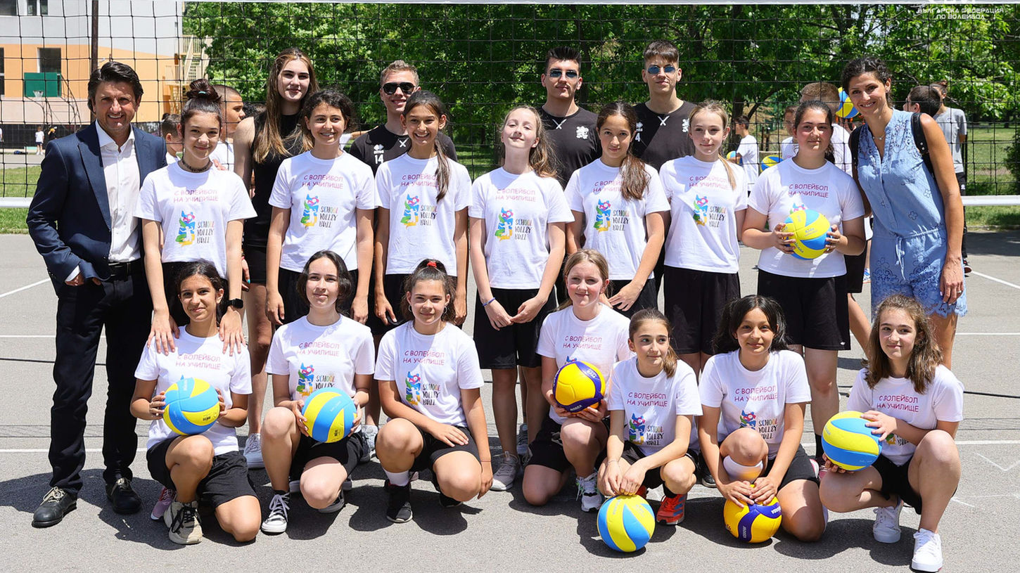 220526 - School Volley - 36.jpg