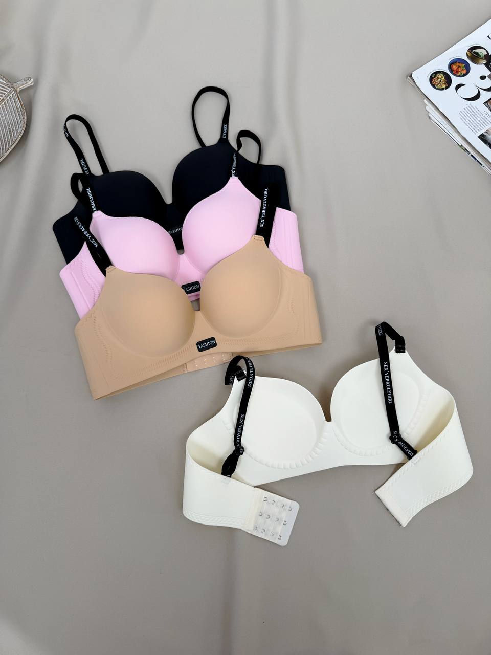 Прев'ю: Безшовний бюст з push-up