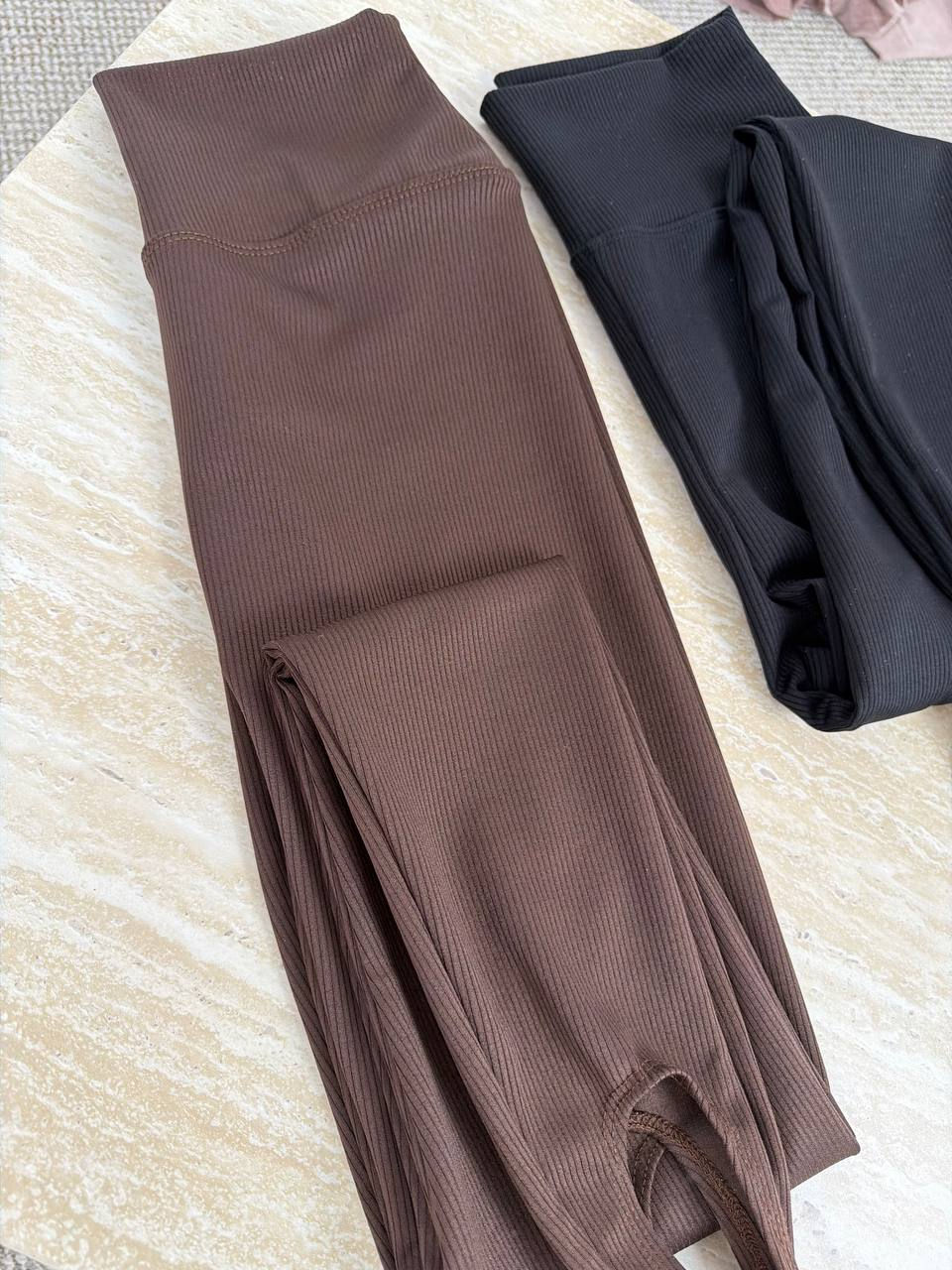 Прев'ю: Лосини в рубчик зі штрипкою