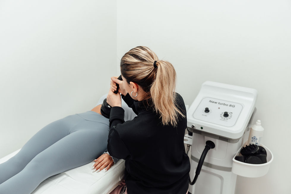 IDD Therapy vs Shockwave Therapy: Which Treatment Is Right for Your Back Pain?