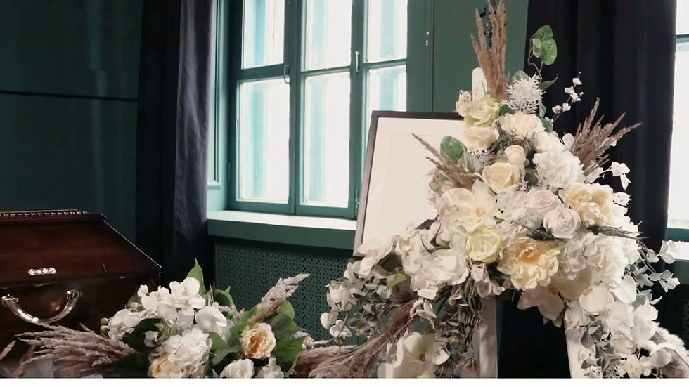 funreal Flowers Liverpool (1).mp4