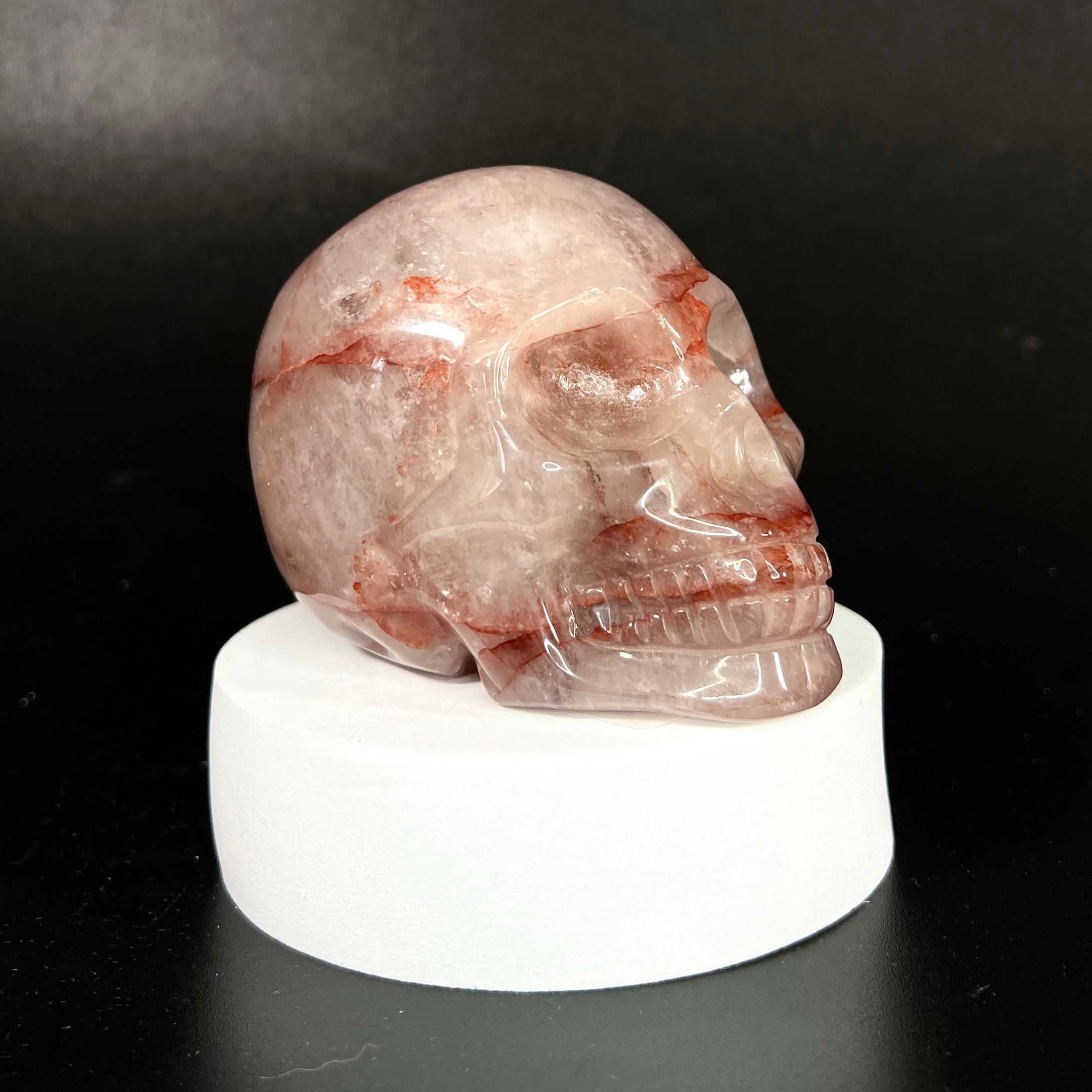 Lg Quartz Skull