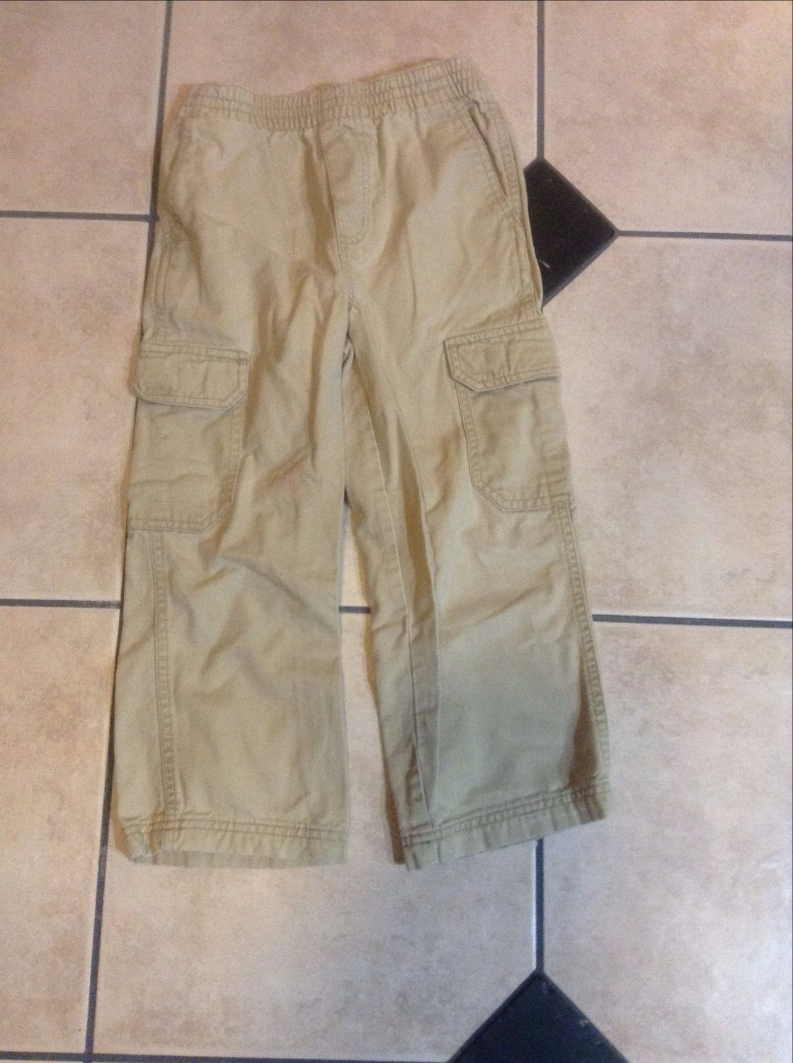arizona boy's cargo pant size:6 R