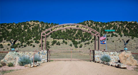 DSC_7439 (2)_edited.jpg