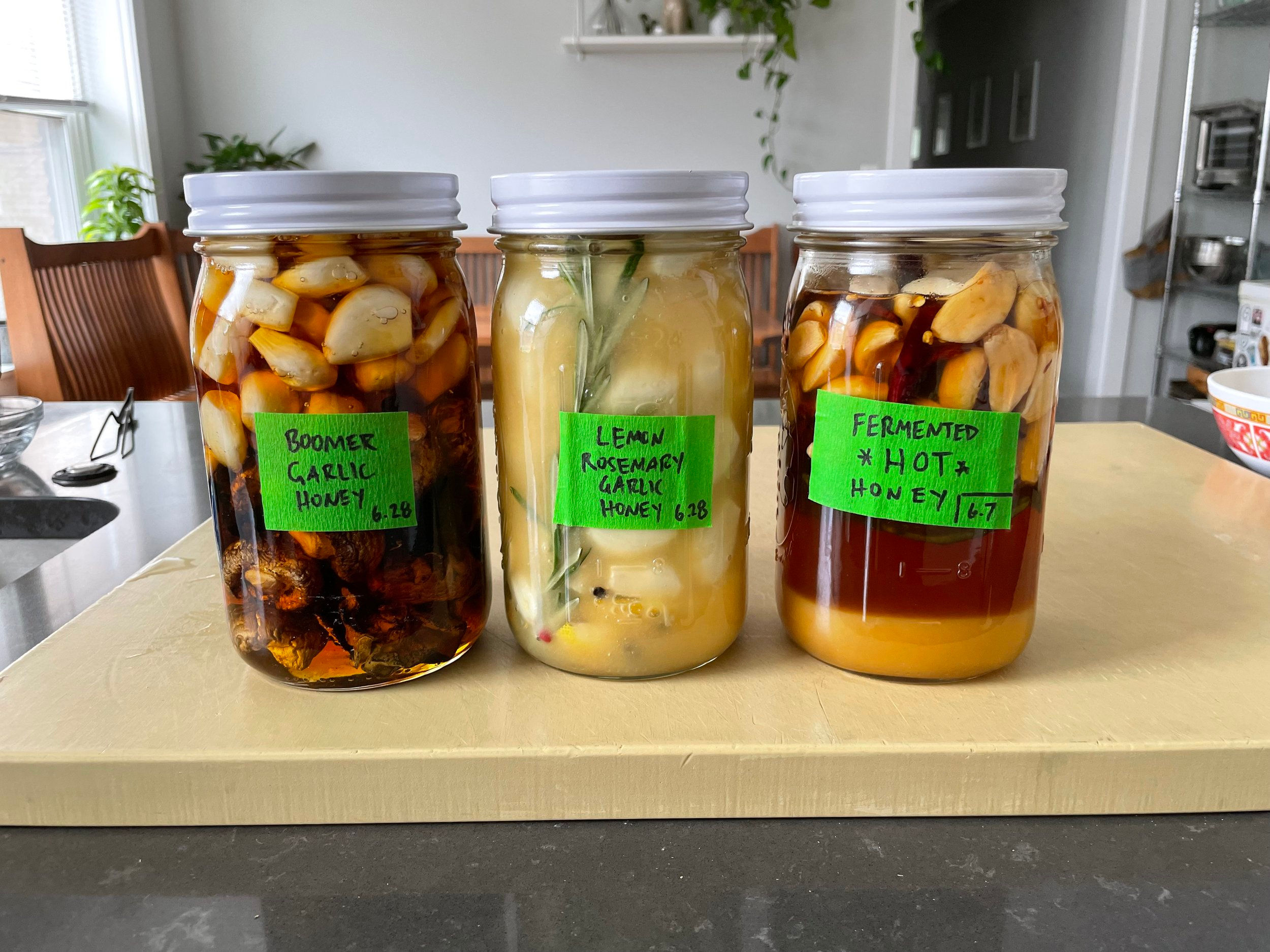 Fermented Garic Honey