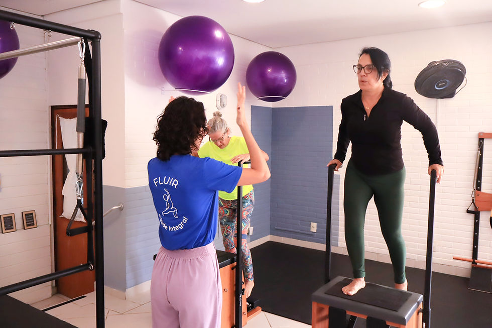Aula de Pilates no Fluir Saúde Integral