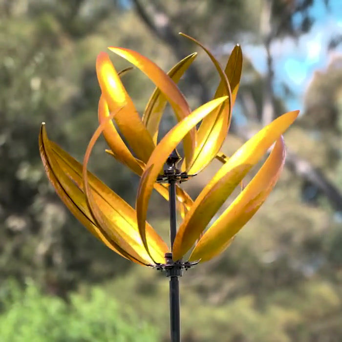Wind Spinner Lotus Gold