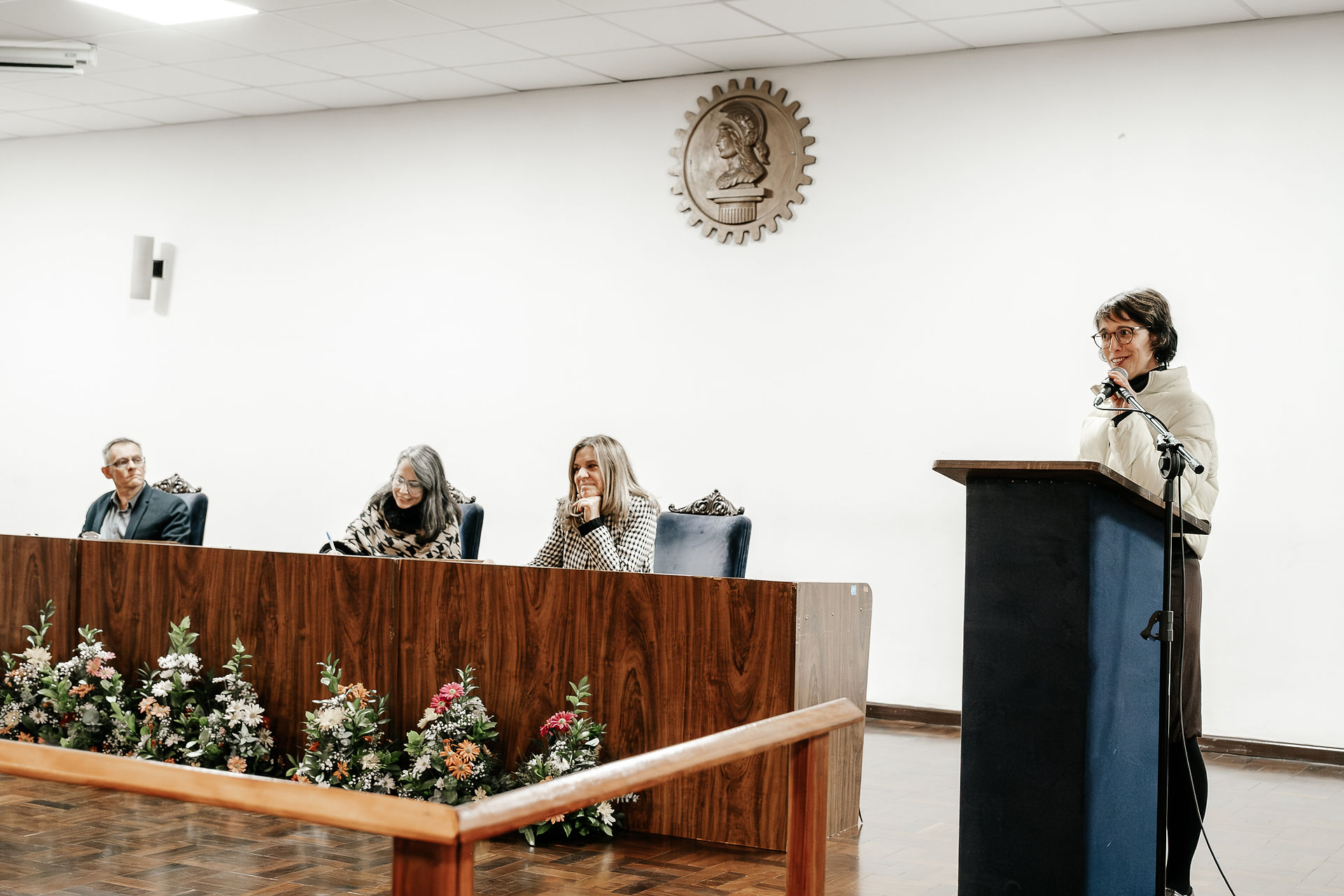 Reencontro da turma de Arquitetura UFPR 2000–2025 durante o Jubileu de Prata em Curitiba