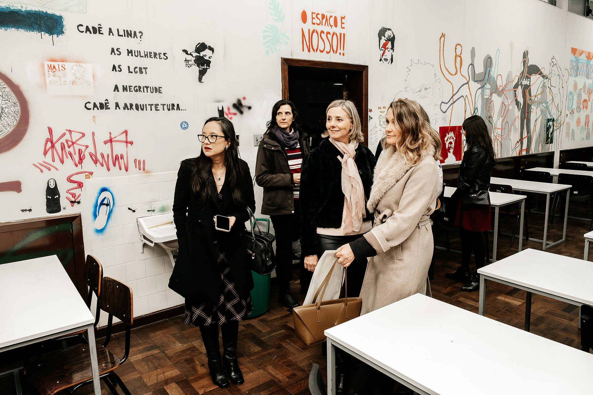 Reencontro da turma de Arquitetura UFPR 2000–2025 durante o Jubileu de Prata em Curitiba