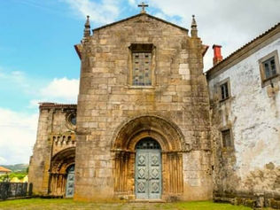 Reabilitação da Igreja do Convento de S. Salvador de Pederne em curso