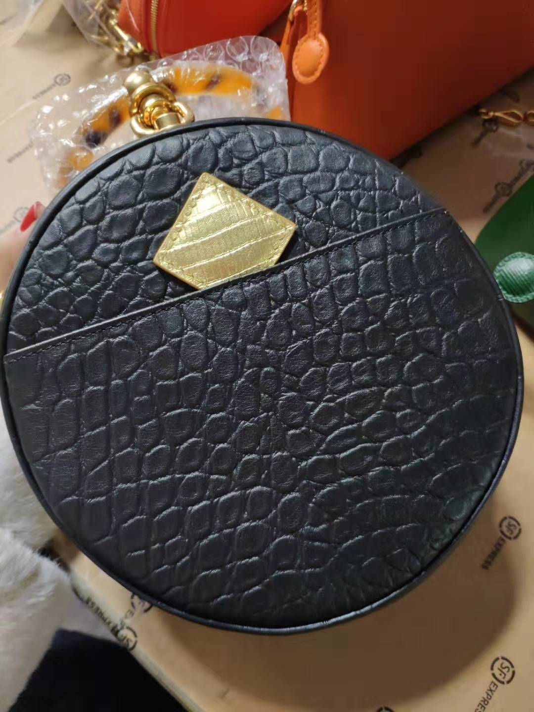 Round Sling Bag