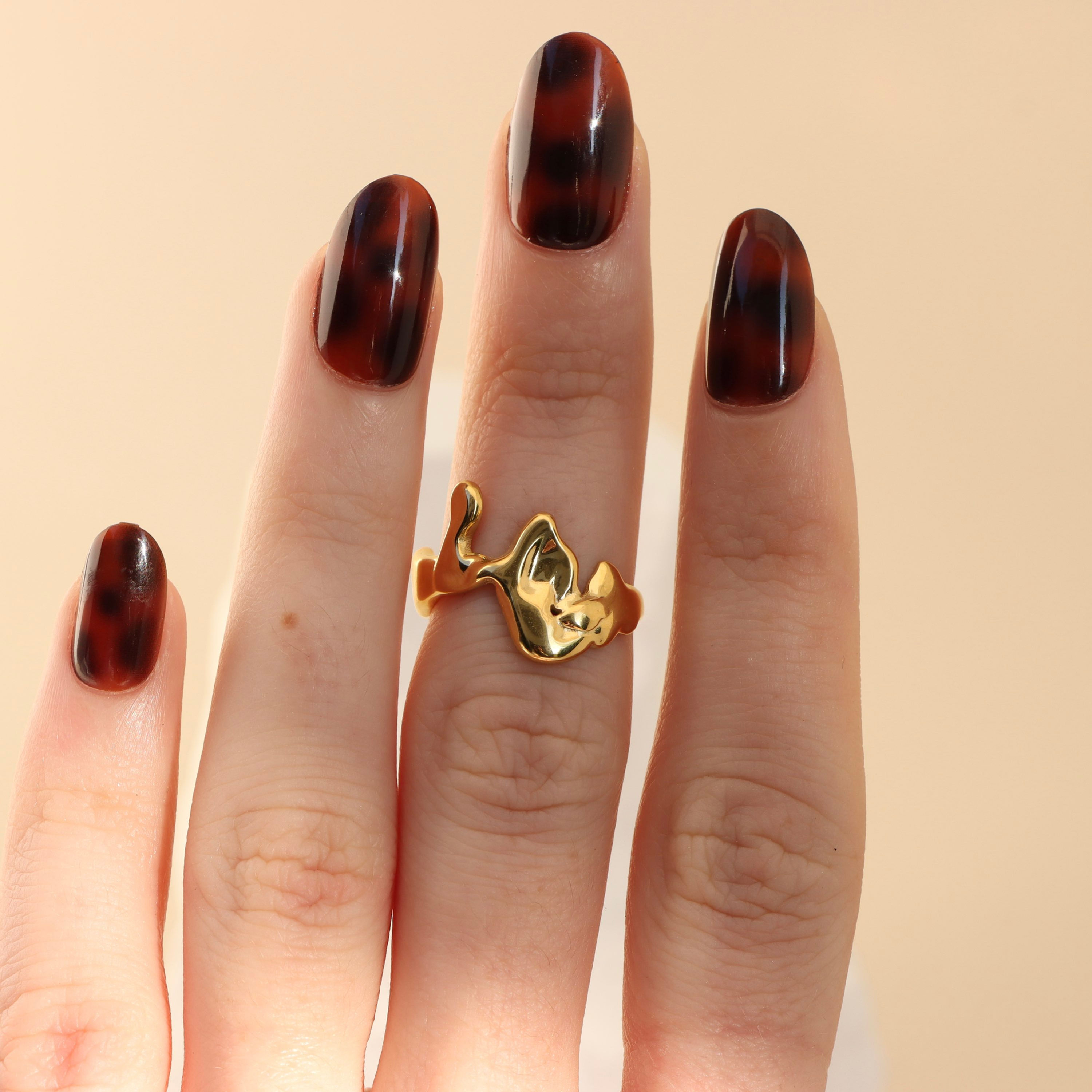 Ring •Nora•