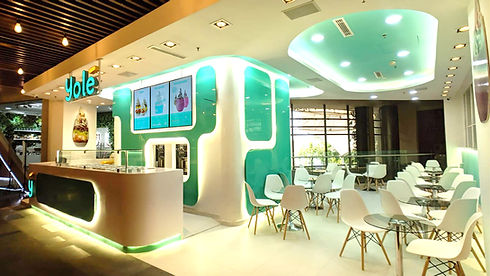 STORE WITH SCREEN 2.jpg