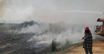 ดับไฟไหม้อ้อย หมู่ที่4