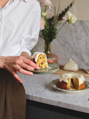 Rum and raisin Bundt Cake