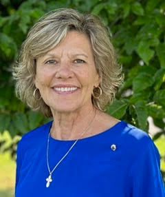 Introducing 2025-2026 Second Vice-District Governor Donna Shelton