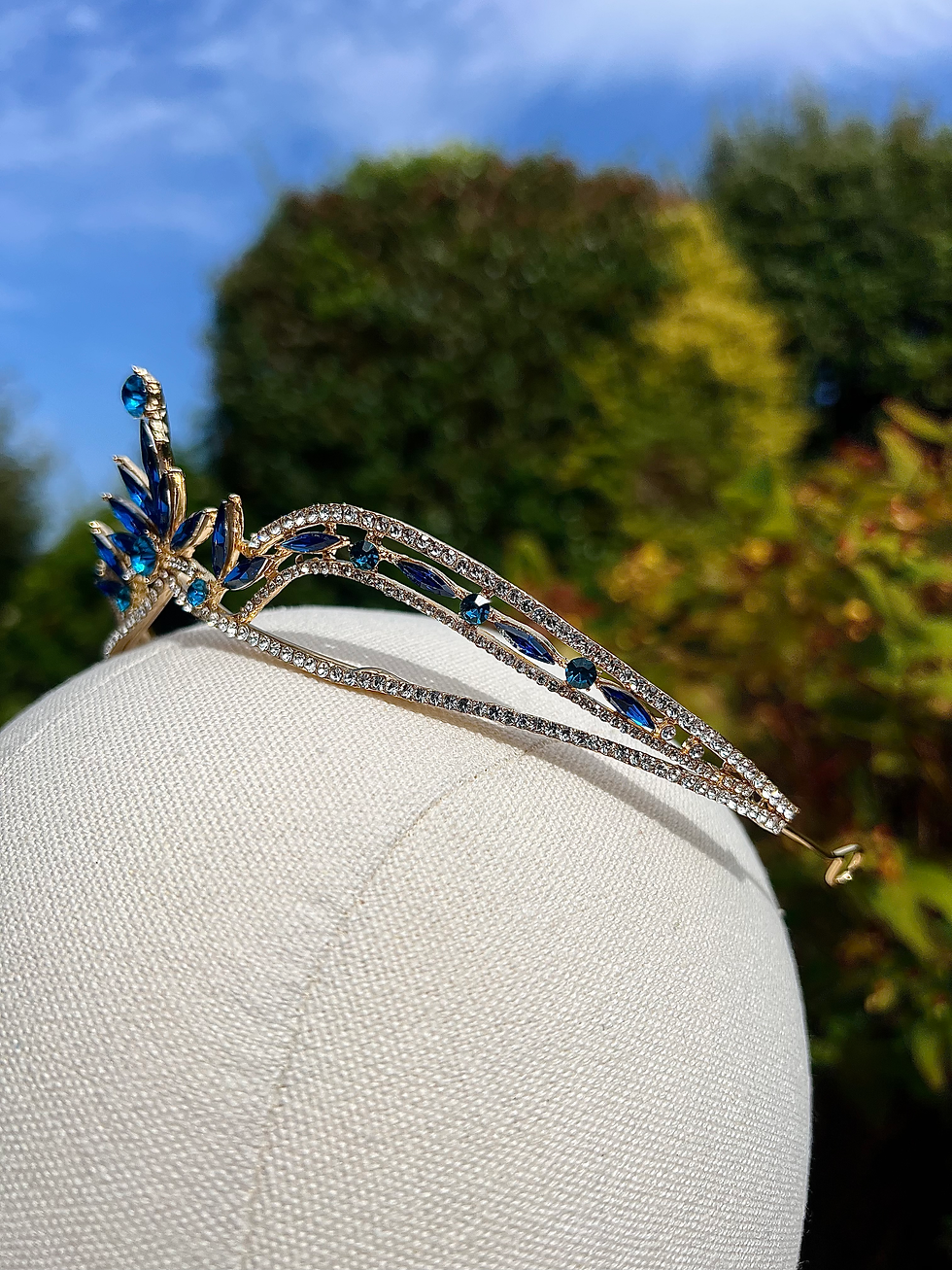 Thumbnail: Bright Blue and Gold Swan Tiara