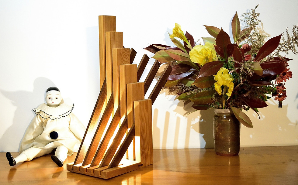Imasso: lampe en bois massif