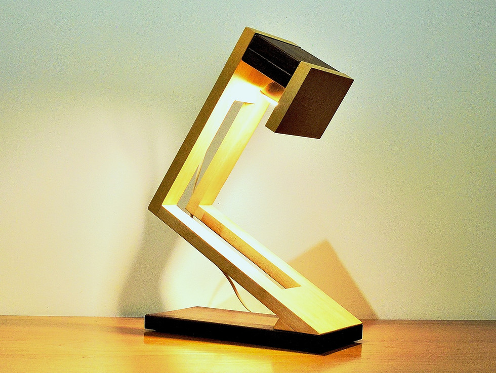 Miniature : Munilo: lampe design en bois massif