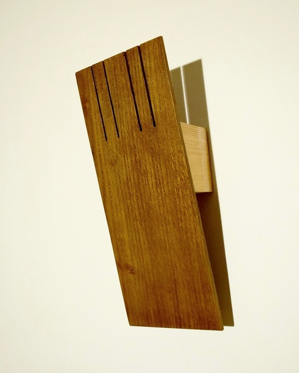 Goru: applique lumineuse en bois massif